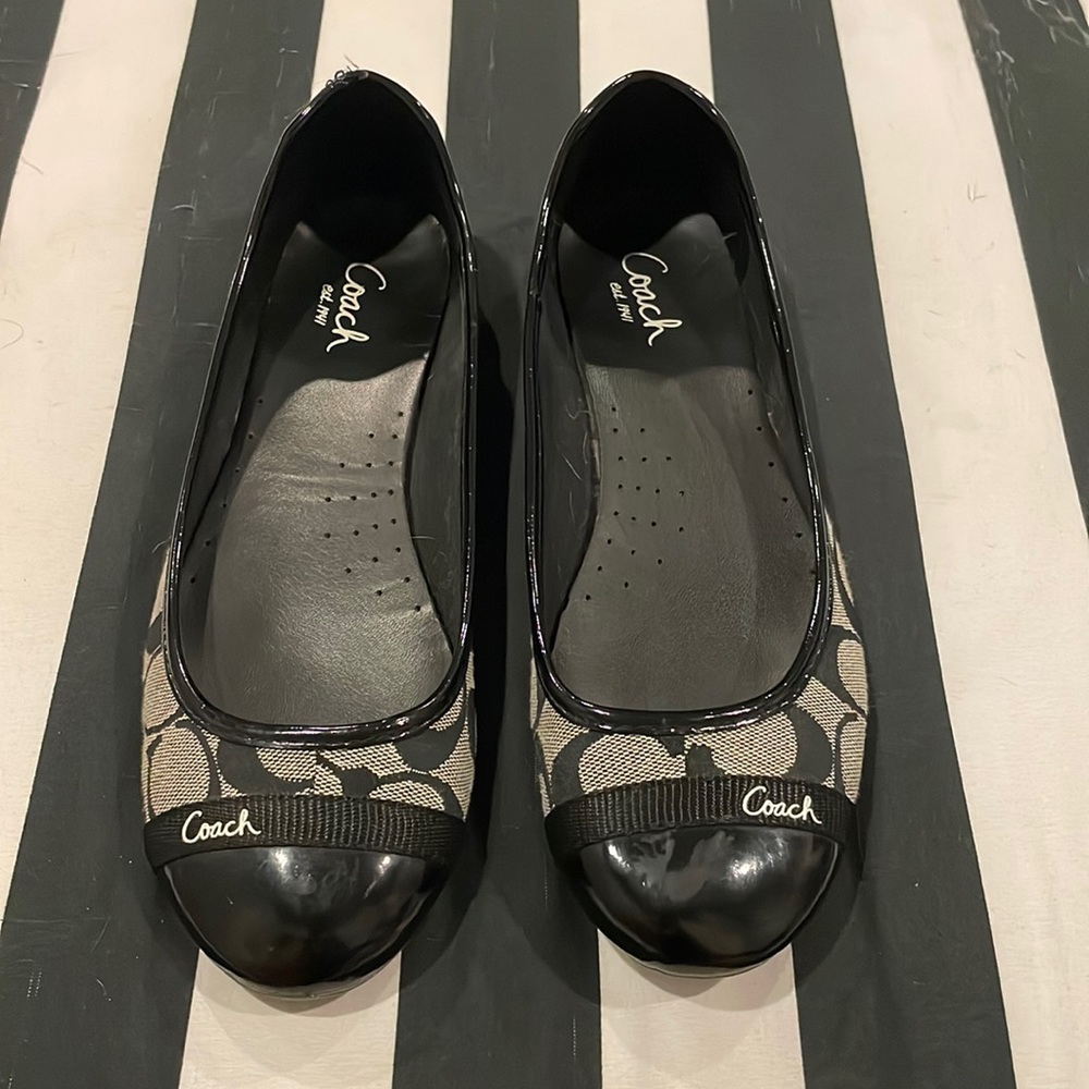 COACH Flats